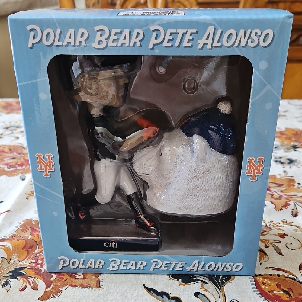 Polar Bear Pete Alonso Figurine Bobblehead